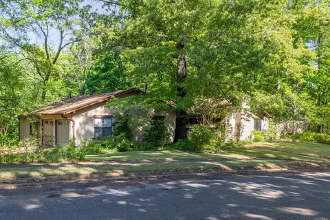 35 Vine Grove Ln, Memphis, TN 38018