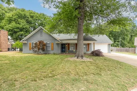 3124 Lauren Dr, Bartlett, TN 38133