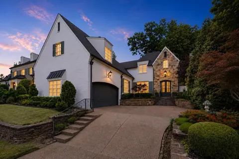 1910 Chatsworth Dr, Germantown, TN 38138