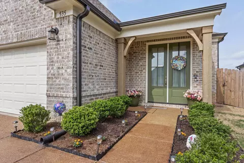 535 Maple St, Oakland, TN 38060