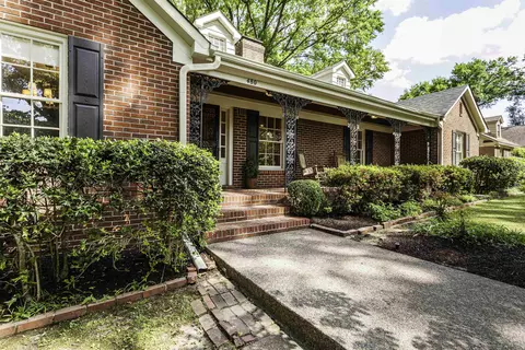 480 Colonial Rd, Memphis, TN 38117