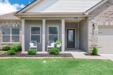 345 Driftwood Loop, Oakland, TN 38060