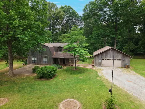 1120 Mcfadden Dr, Oakland, TN 38060