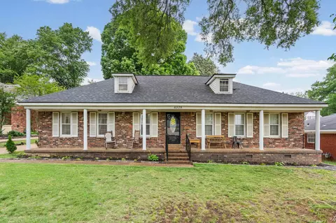 6328 Staffordshire Rd, Memphis, TN 38134