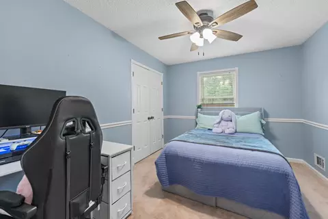 Bedroom - 198 E Graycrest Ave, Collierville, TN 38017 photo 5 of 6
