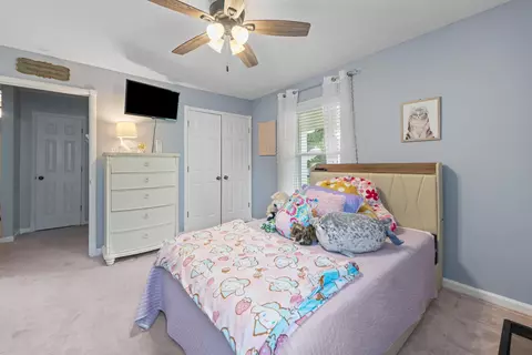 Bedroom - 198 E Graycrest Ave, Collierville, TN 38017 photo 2 of 6