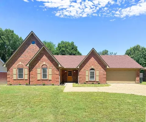 6280 Yale Rd, Bartlett, TN 38134