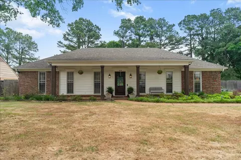 1674 Brierbrook Rd, Germantown, TN 38138
