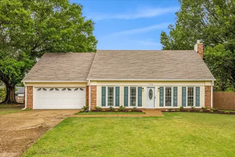 716 Lawncrest Cv, Collierville, TN 38017