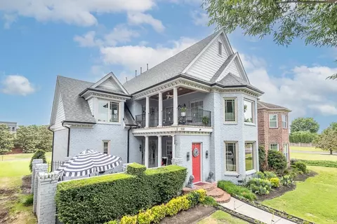 100 Founders Ln, Memphis, TN 38103