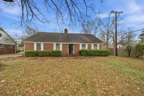 Exterior - 1305 Cherry Rd, Memphis, TN 38117 photo 2 of 5