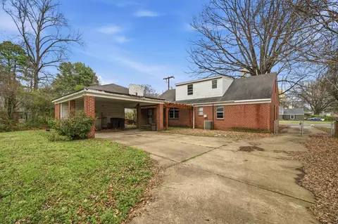 Exterior - 1305 Cherry Rd, Memphis, TN 38117 photo 3 of 5