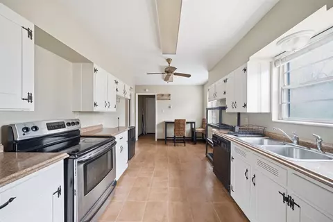 Kitchen - 1305 Cherry Rd, Memphis, TN 38117 photo 1 of 2