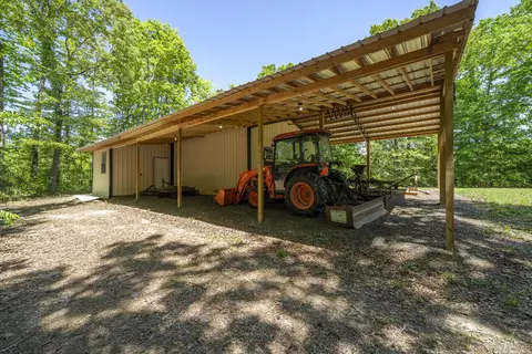 Exterior - 289 Cr 770 Rd # A, Walnut, MS 38683 photo 8 of 11