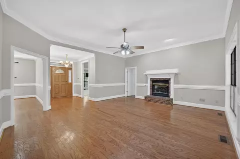 Living - 289 Cr 770 Rd # A, Walnut, MS 38683 photo 2 of 4