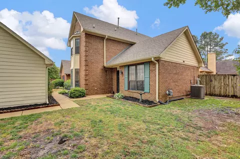 6669 Pondside Cir, Memphis, TN 38119