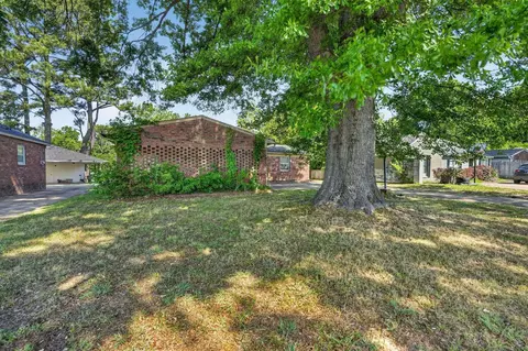 Exterior - 3445 Powers Rd, Memphis, TN 38128 photo 2 of 11