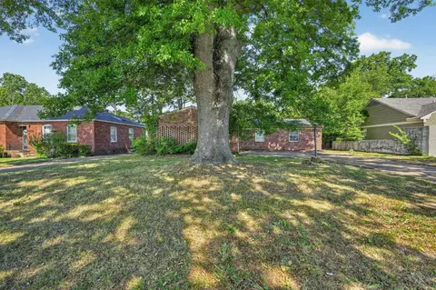 Exterior - 3445 Powers Rd, Memphis, TN 38128 photo 3 of 11
