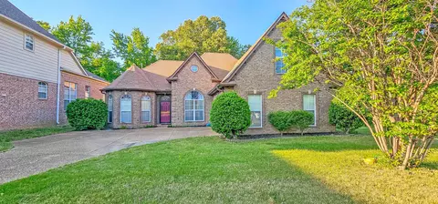 7672 N Brookwater Cv, Memphis, TN 38125