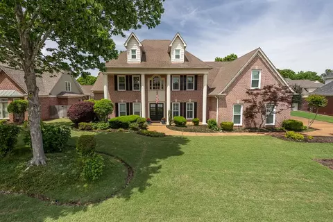 1725 John Ridge Dr, Collierville, TN 38017