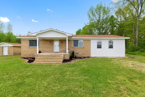 33 Jefferson St, Burnsville, MS 38833