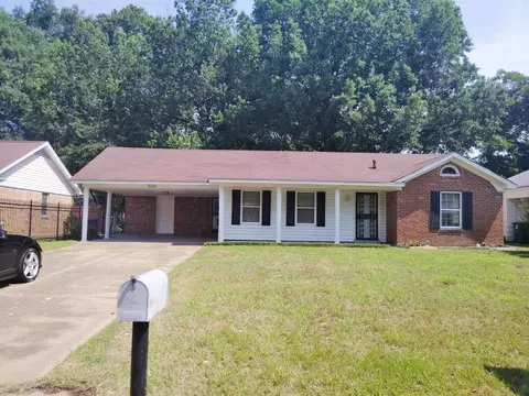 4876 Cottonwood Rd, Memphis, TN 38118