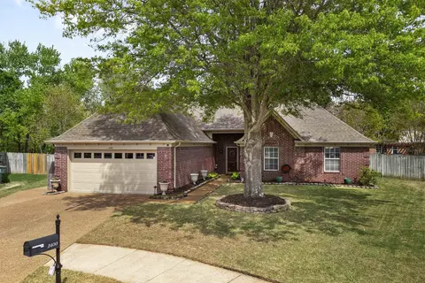 1400 River Branch Cv, Collierville, TN 38017