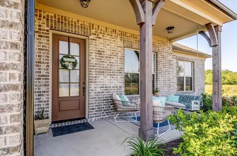 8705 Bedfordshire Dr, Bartlett, TN 38133