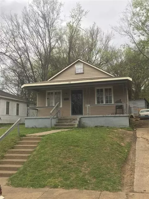 120 E Dempster Dr, Memphis, TN 38109