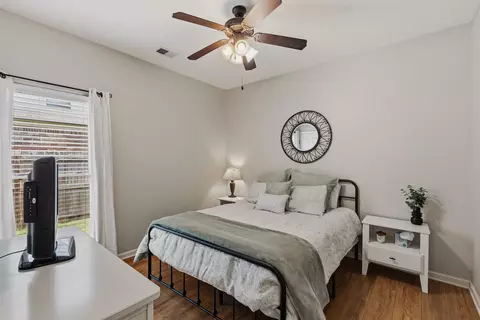 Bedroom - 4982 Grace View Ln, Bartlett, TN 38135 photo 7 of 8