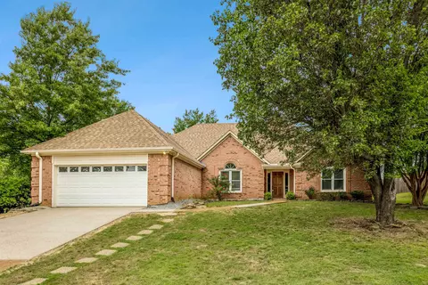 8944 Meadow Pines Cv, Cordova, TN 38016