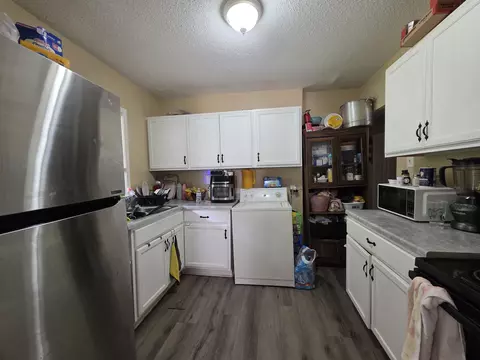 Kitchen - 3723 Wayne Ave, Memphis, TN 38122 photo 1 of 1