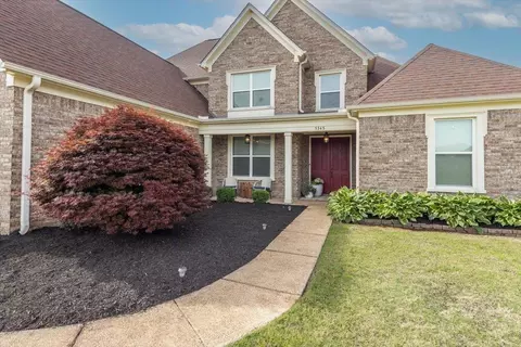 5345 E Pointe Dr, Southaven, MS 38672