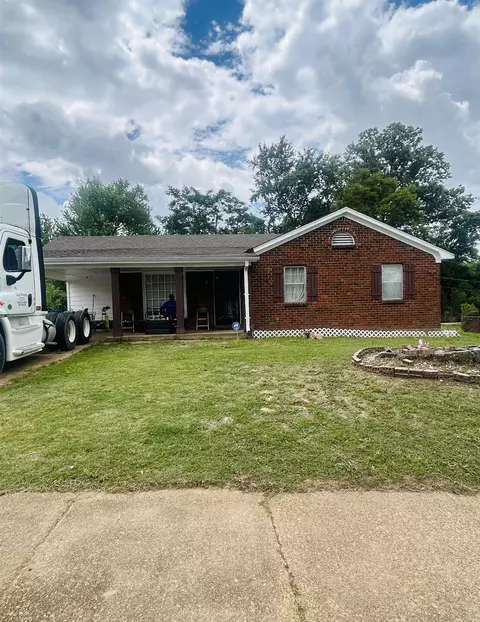 307 Summerwood Ave, Memphis, TN 38109