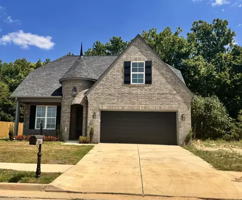 9760 N Bloomington Cir, Cordova, TN 38016