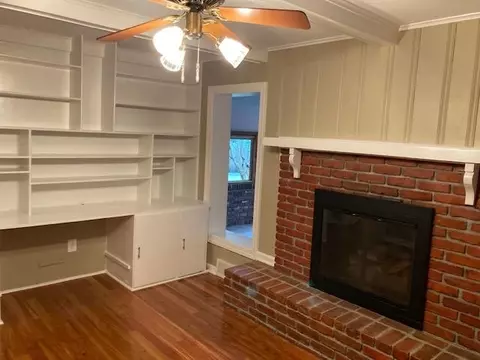 Living - 5378 Dee Cv, Memphis, TN 38119 photo 7 of 7