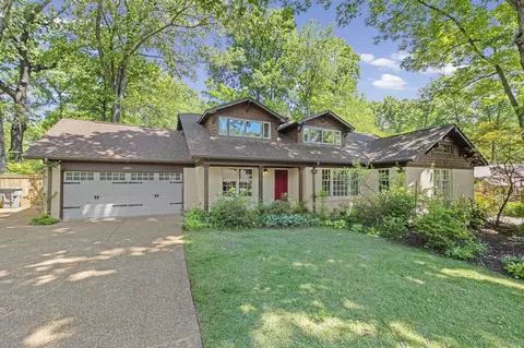 5442 N Rolling Oaks Dr, Memphis, TN 38119