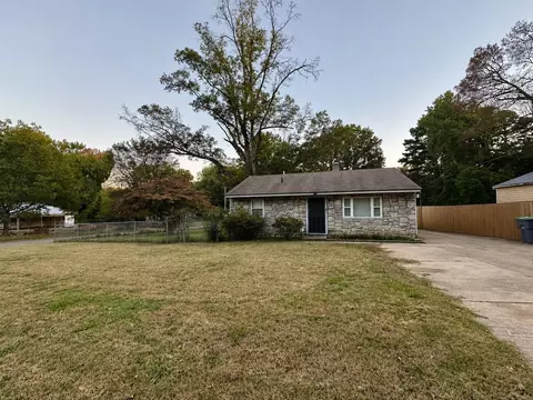 945 Floyd Ave, Memphis, TN 38127