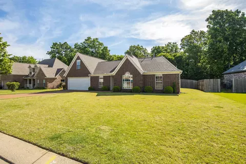 525 Tate Dr, Oakland, TN 38060