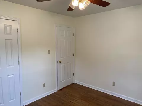 Bedroom - 81 Candlewick Dr, Jackson, TN 38305 photo 3 of 4