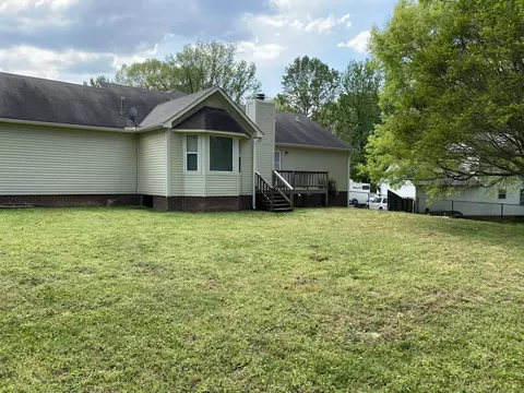 Exterior - 81 Candlewick Dr, Jackson, TN 38305 photo 4 of 5