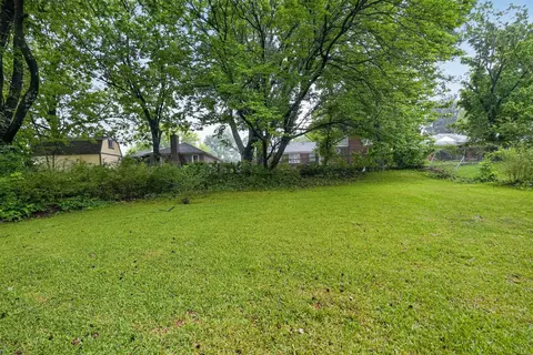 Exterior - 4239 Coventry Dr, Memphis, TN 38127 photo 5 of 8