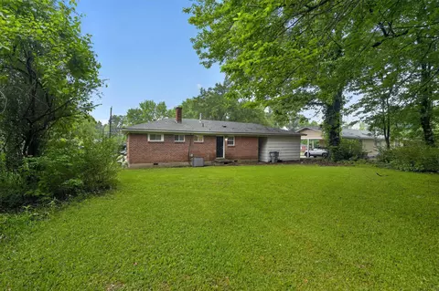 Exterior - 4239 Coventry Dr, Memphis, TN 38127 photo 7 of 8