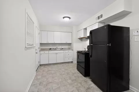 Kitchen - 4239 Coventry Dr, Memphis, TN 38127 photo 2 of 3