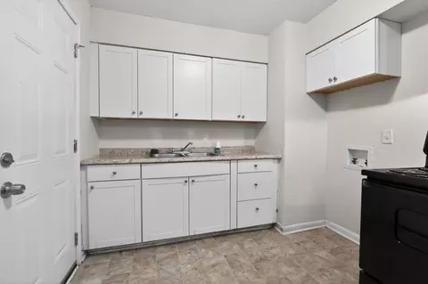 Kitchen - 4239 Coventry Dr, Memphis, TN 38127 photo 3 of 3