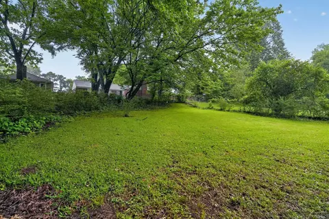 Exterior - 4239 Coventry Dr, Memphis, TN 38127 photo 6 of 8