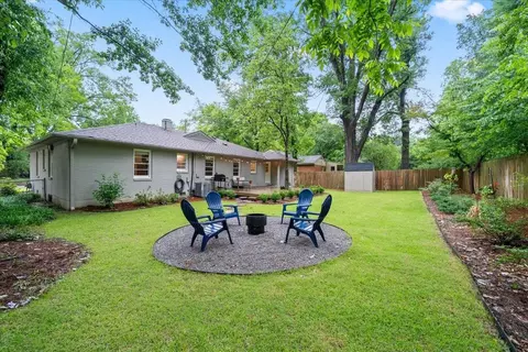 Exterior - 5229 Sequoia Rd, Memphis, TN 38120 photo 5 of 9