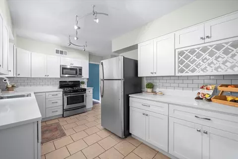 Kitchen - 5229 Sequoia Rd, Memphis, TN 38120 photo 1 of 5