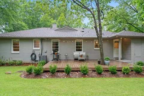 Exterior - 5229 Sequoia Rd, Memphis, TN 38120 photo 4 of 9