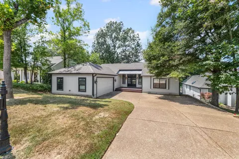 4071 Cedar Point Rd, Lakeland, TN 38002